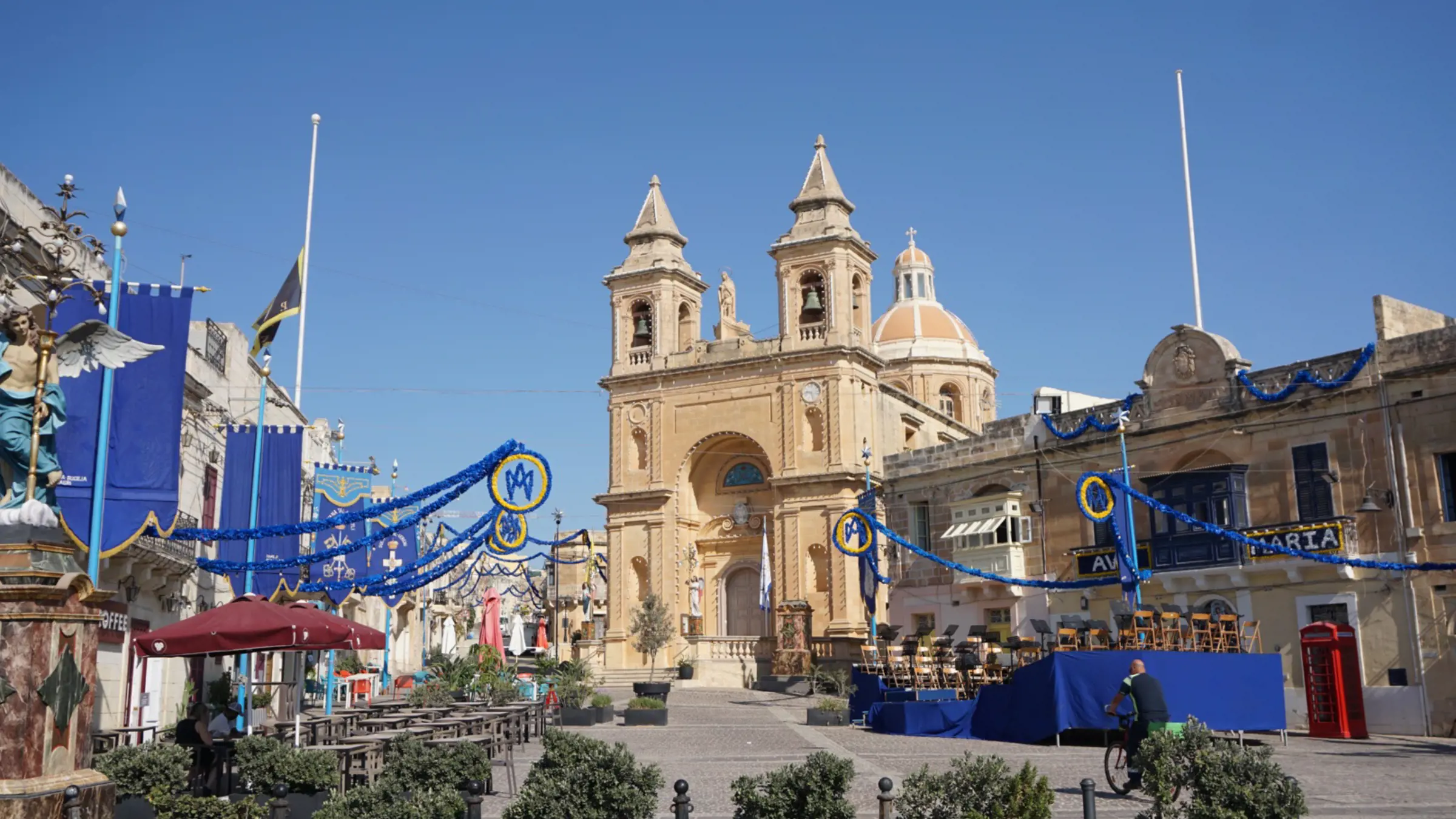 Geschmückt für die Festas auf Gozo